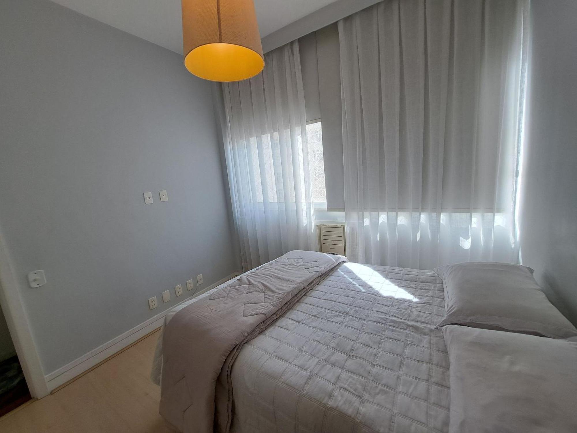 Quarto2 Exclusivo Ar Vaga Metro Copacabana - Proprietario Mora No Local Apartamento Rio de Janeiro