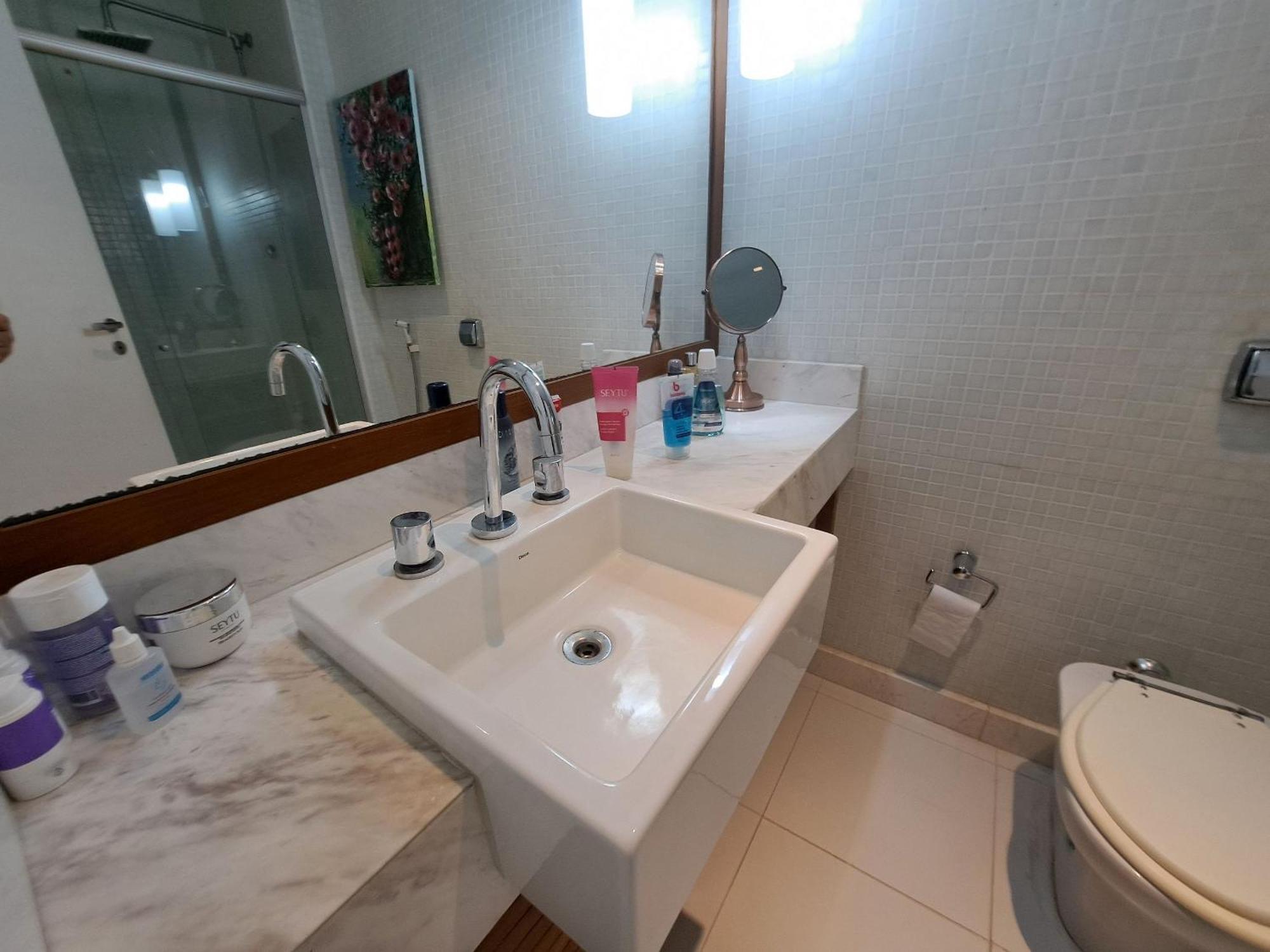 Quarto2 Exclusivo Ar Vaga Metro Copacabana - Proprietario Mora No Local