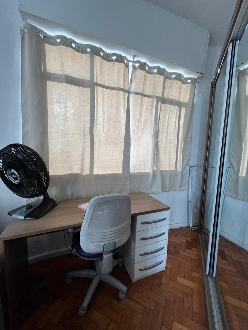 Apartamento No De Copacabana - Rj *