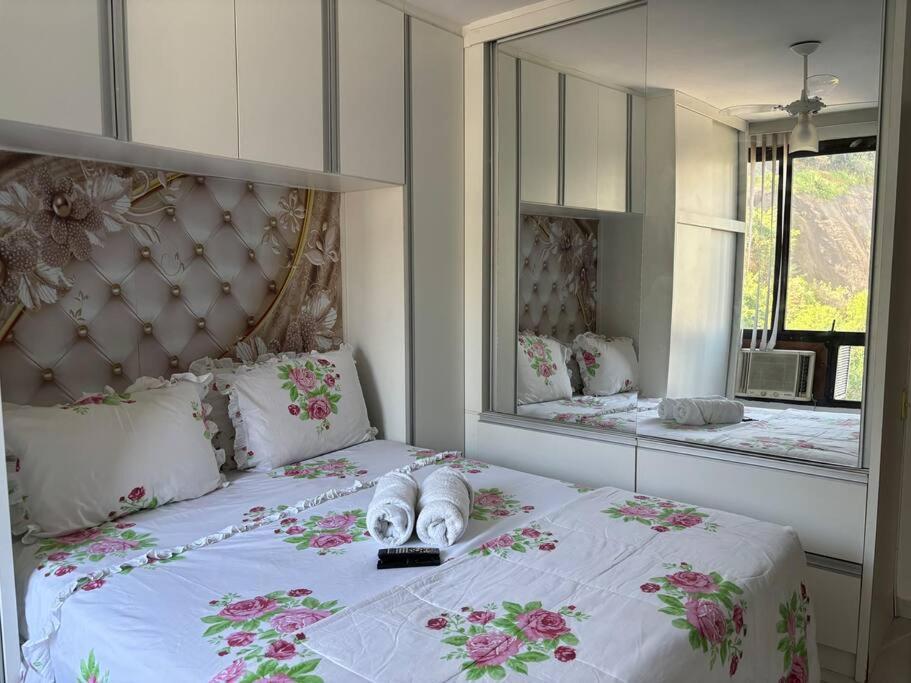A 5min- Com Piscina, Portaria 24hrs, Internet 500mg, Shopping Rio Sul 2min A Pe! Apartamento