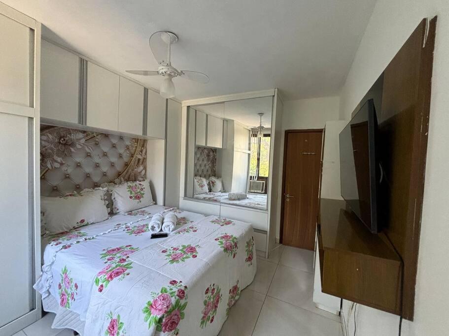 Apartamento A 5min- Com Piscina, Portaria 24hrs, Internet 500mg, Shopping Rio Sul 2min A Pe! Rio de Janeiro