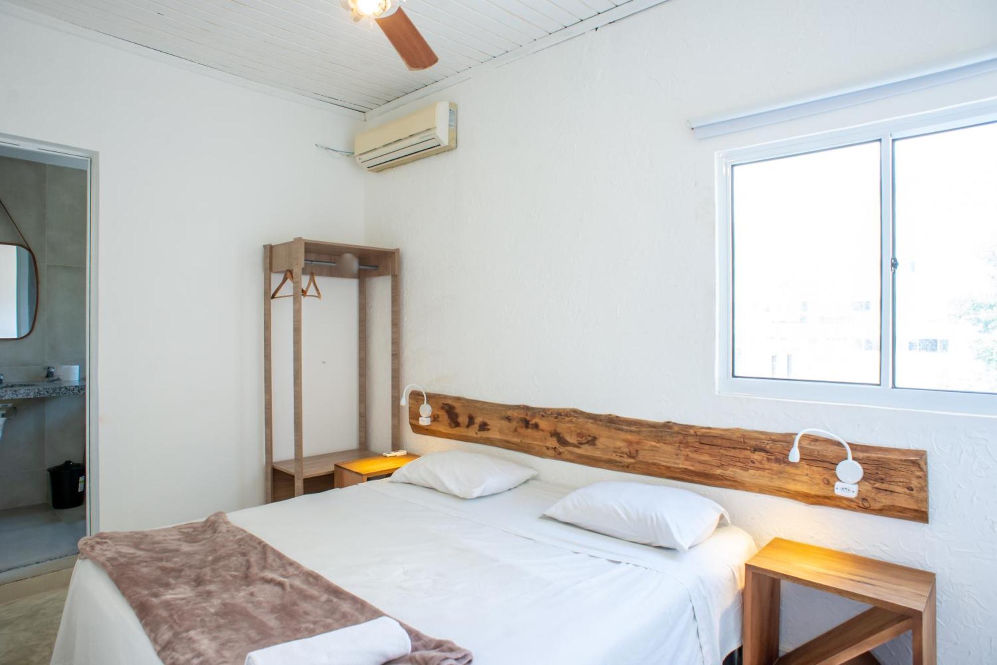 Hostel Longboard Paradise *
