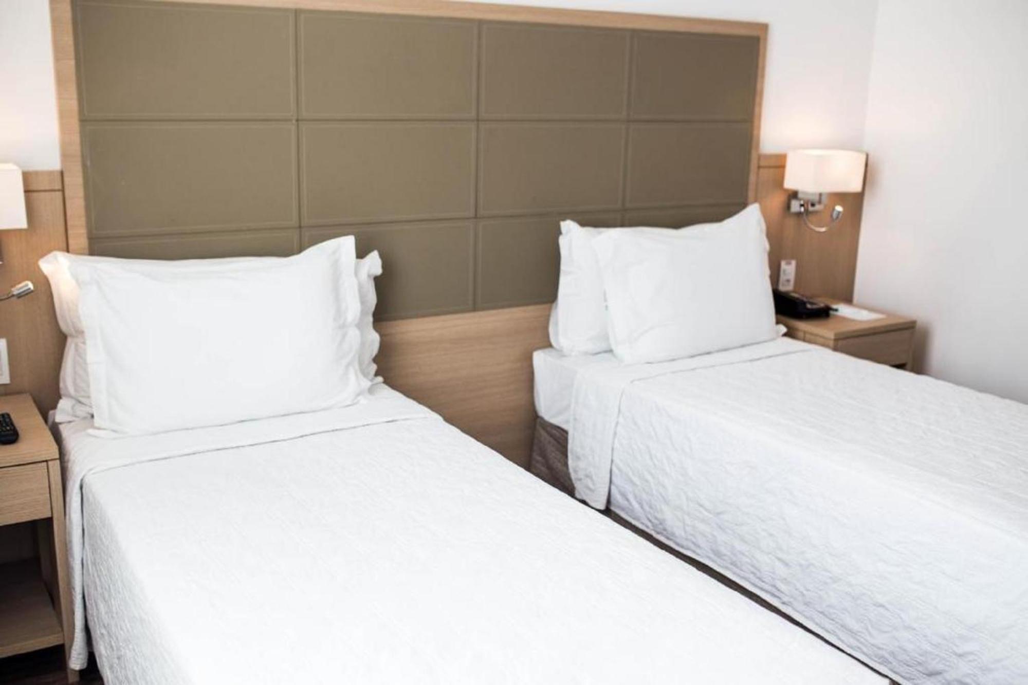 Americas Barra Hotel