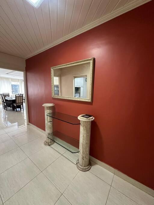 Amplo Apt 4 Quartos A 1 Min Da Praia De Copacabana Apartment Rio de Janeiro