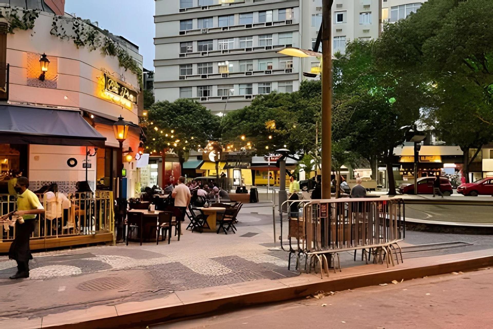 Apartamento Aconchego E Estilo - Posto 12 - Leblon - Wifi 240m *