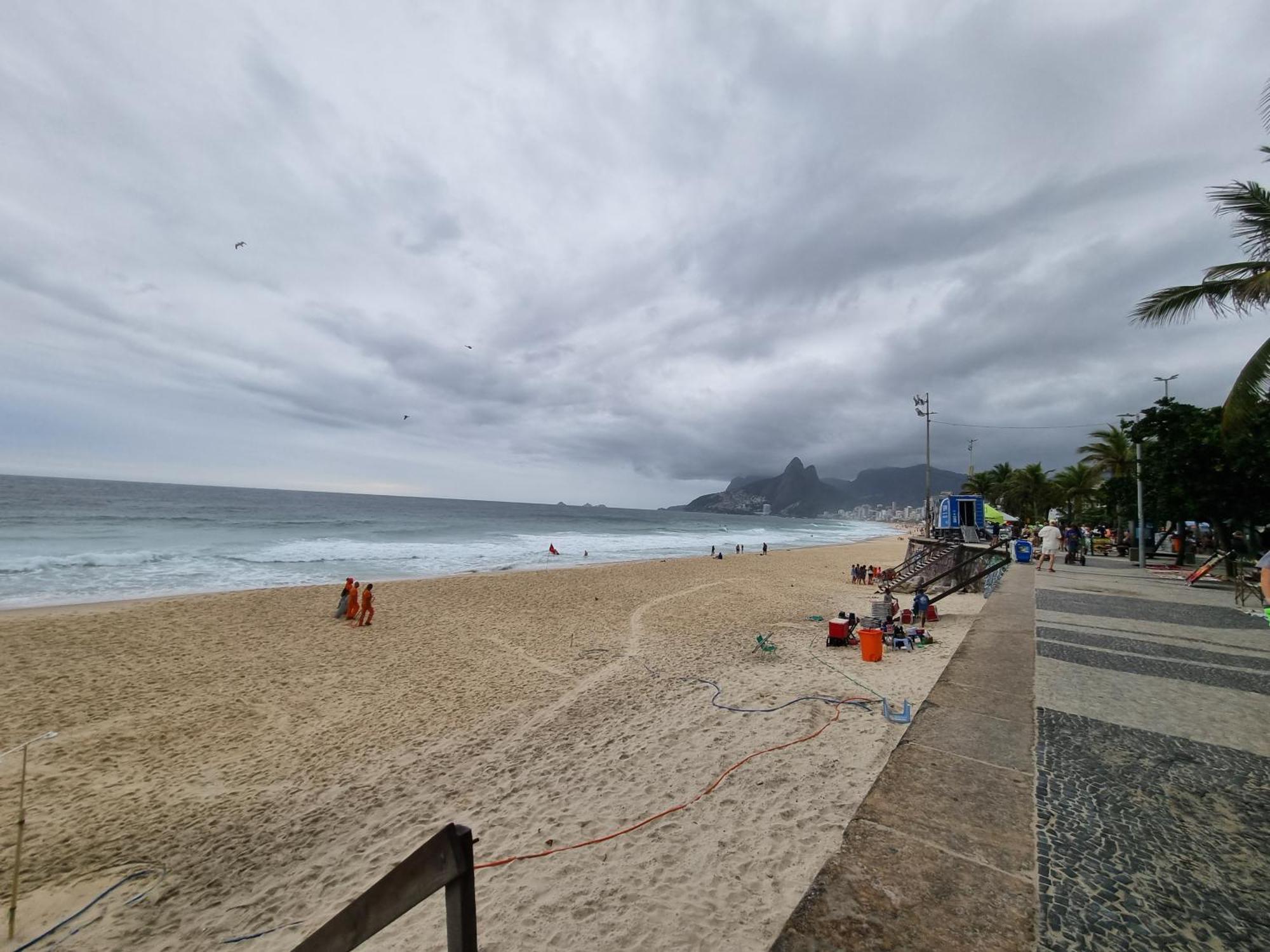 Homestay 1 C Vista Livre E Banheiro Privativo E Perto Praias Ipanema Leblon Arpoador Copacabana E Do Cristo Redentor Do Bondinho Pao Acucar Etc Chegando Cedo Que O Check-in Do Meio-dia, Deixe Suas Malas, Idem No Check-out 10h Manha *