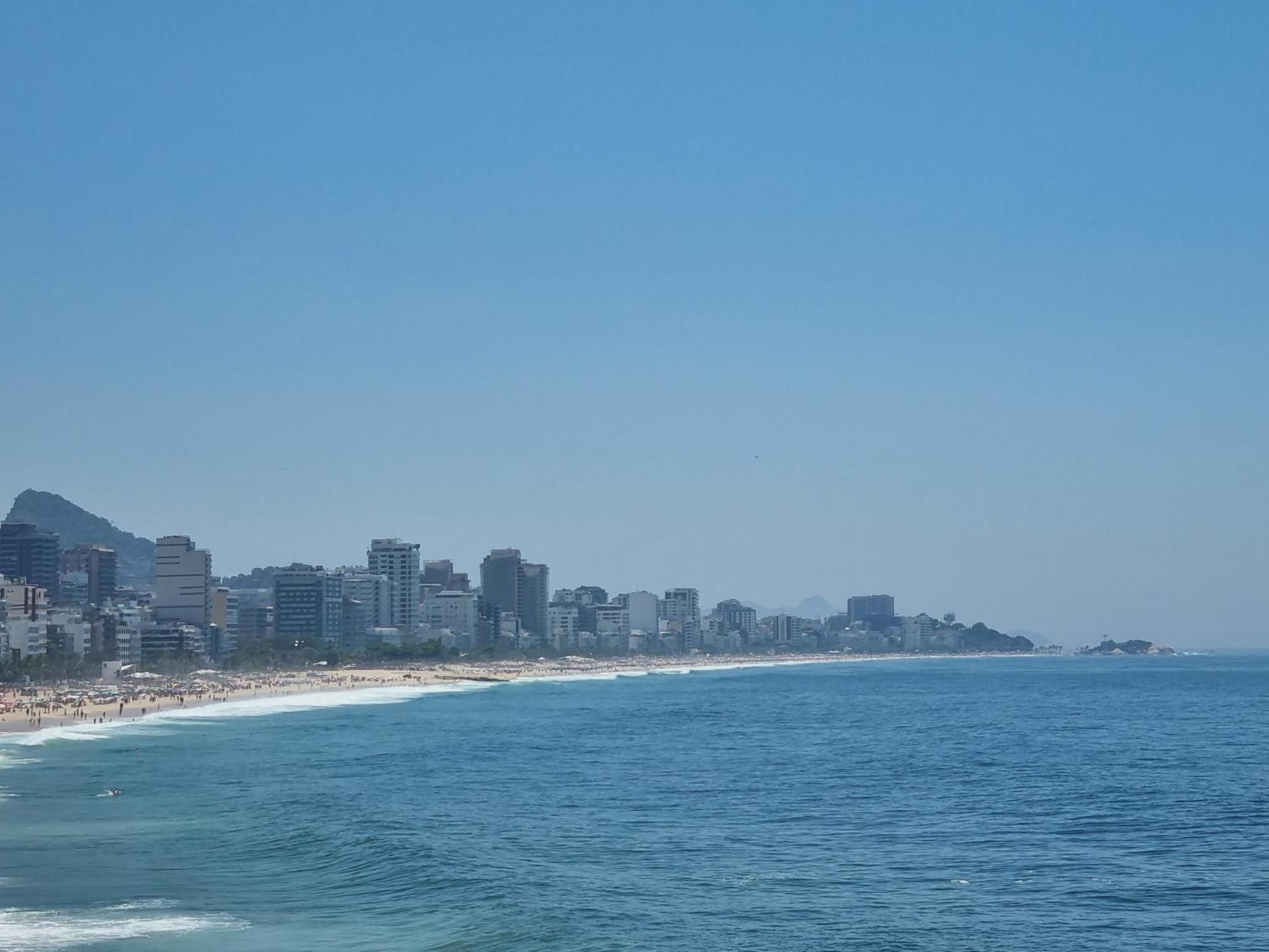 1 C Vista Livre E Banheiro Privativo E Perto Praias Ipanema Leblon Arpoador Copacabana E Do Cristo Redentor Do Bondinho Pao Acucar Etc Chegando Cedo Que O Check-in Do Meio-dia, Deixe Suas Malas, Idem No Check-out 10h Manha *