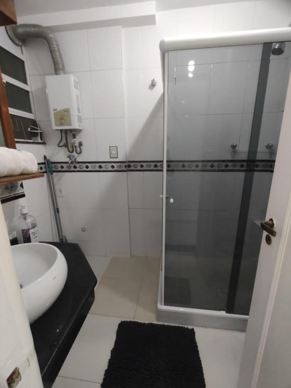 O Copacabana Vista Mar Quadra Da Praia, Continua Lindo! Apartamento