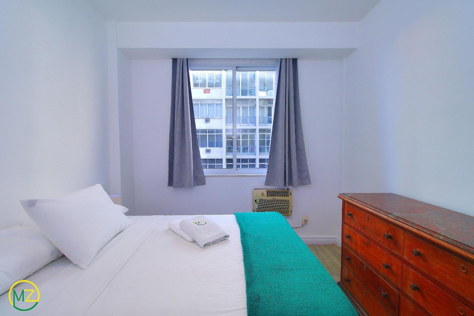 Espacoso 4 Quartos Em Copacabana 10 Pessoas Apartamento *