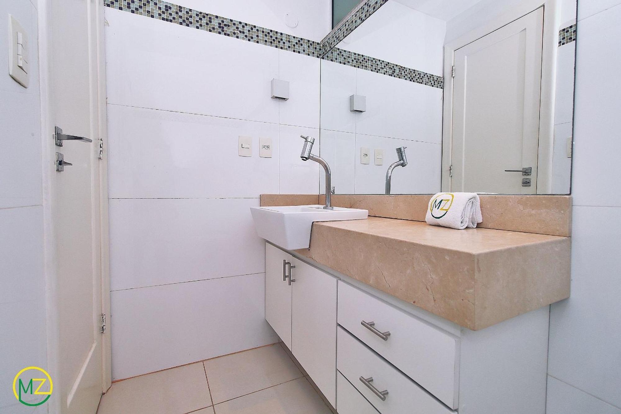 Espacoso 4 Quartos Em Copacabana 10 Pessoas Apartamento *