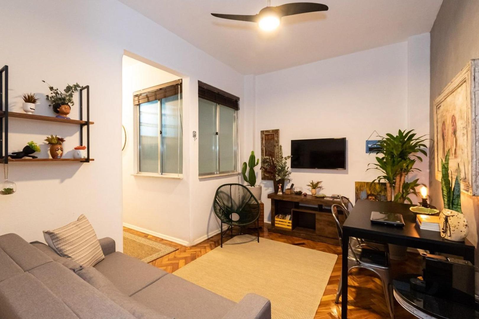 Apartamento Omar Do Rio - Jg 42/701: Moderno Qto&sala, Internet 240mbps, Smart Tv, Videogame Retrô + Alexa
