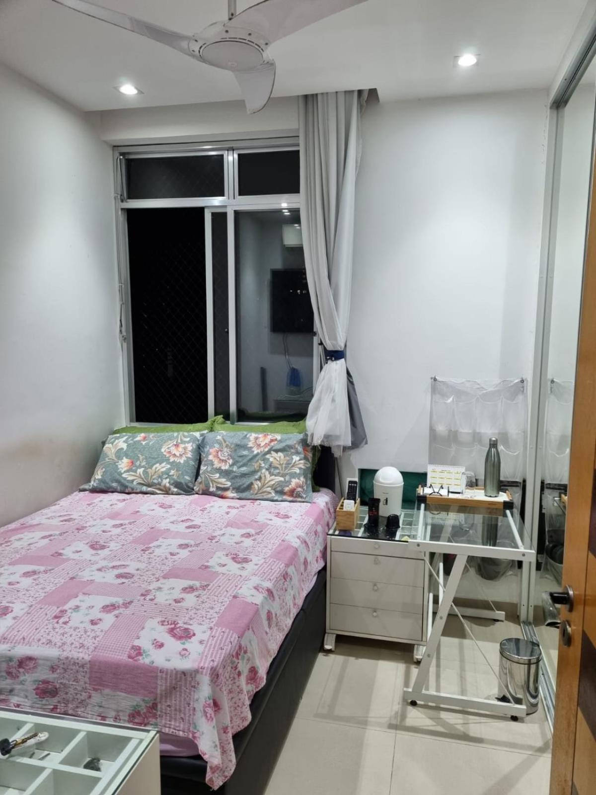 Homestay 1 C Vista Livre E Banheiro Privativo E Perto Praias Ipanema Leblon Arpoador Copacabana E Do Cristo Redentor Do Bondinho Pao Acucar Etc Chegando Cedo Que O Check-in Do Meio-dia, Deixe Suas Malas, Idem No Check-out 10h Manha