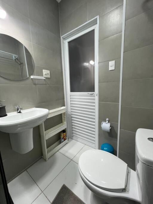 Estudio Aconchegante Em Copacabana 300m Da Apartamento