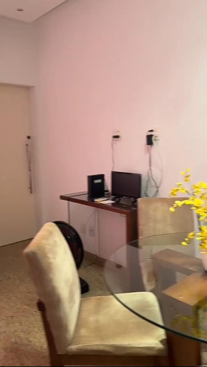 Apartamento Real 172 - 1 E 3 Banheiros Em Copacabana Rio de Janeiro