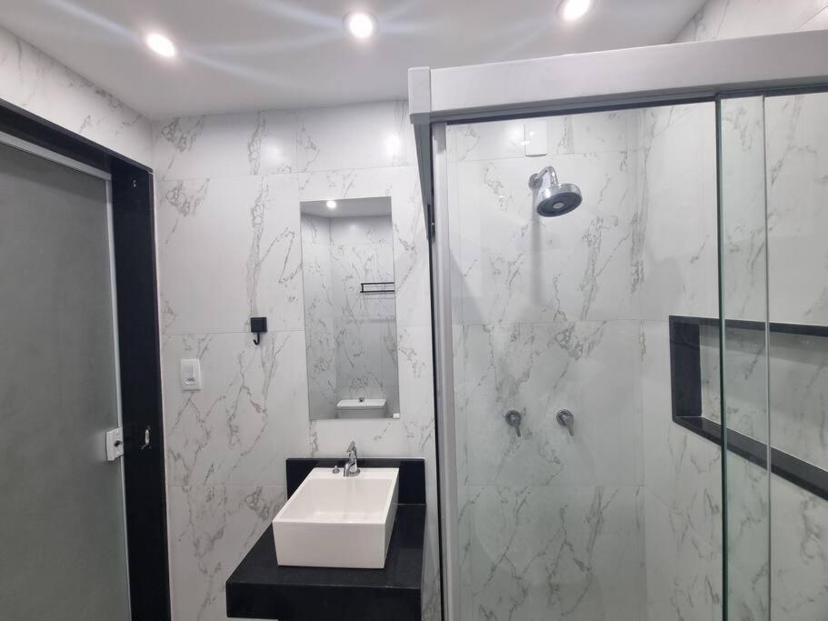 Bem Localizado Perto Da Copacabana Apartamento