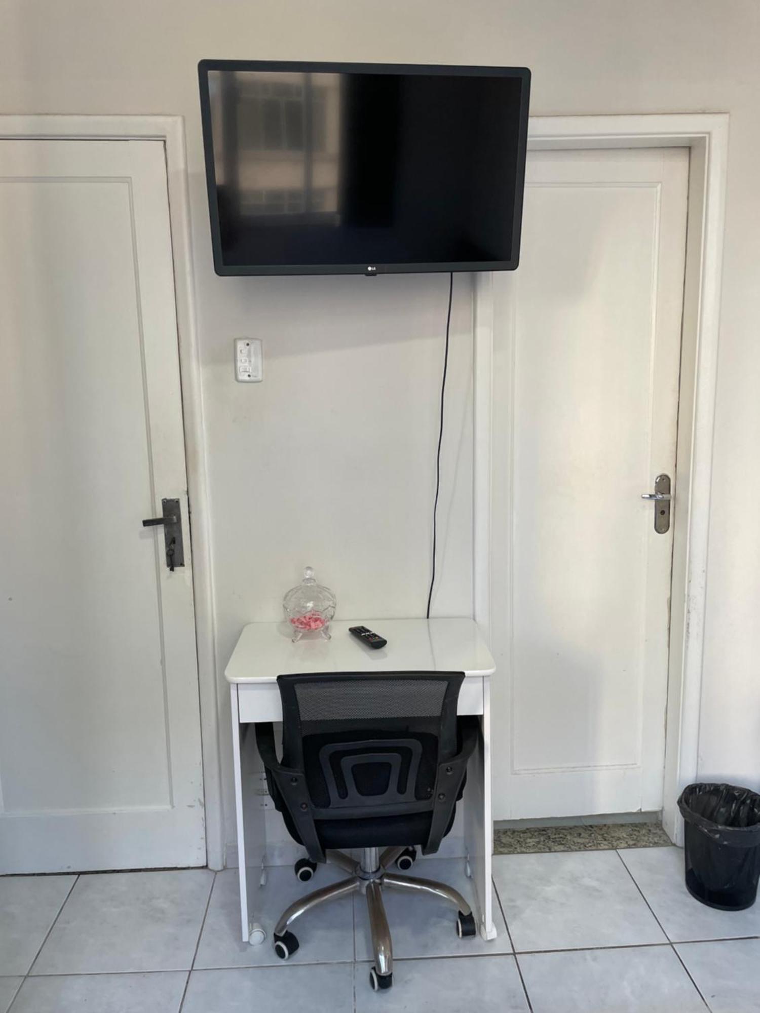 Quarto Em Copacabana Proximo Ao Metro E Praia Rio de Janeiro