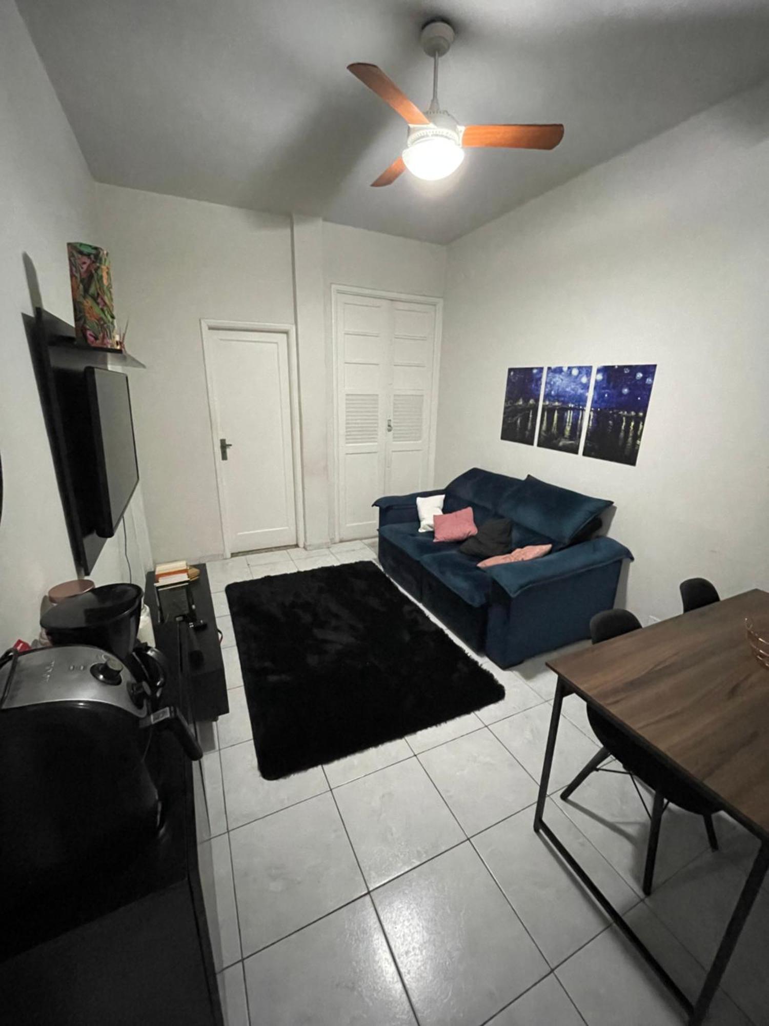 Quarto Em Copacabana Proximo Ao Metro E Praia Quarto em Acomodações Particulares Rio de Janeiro