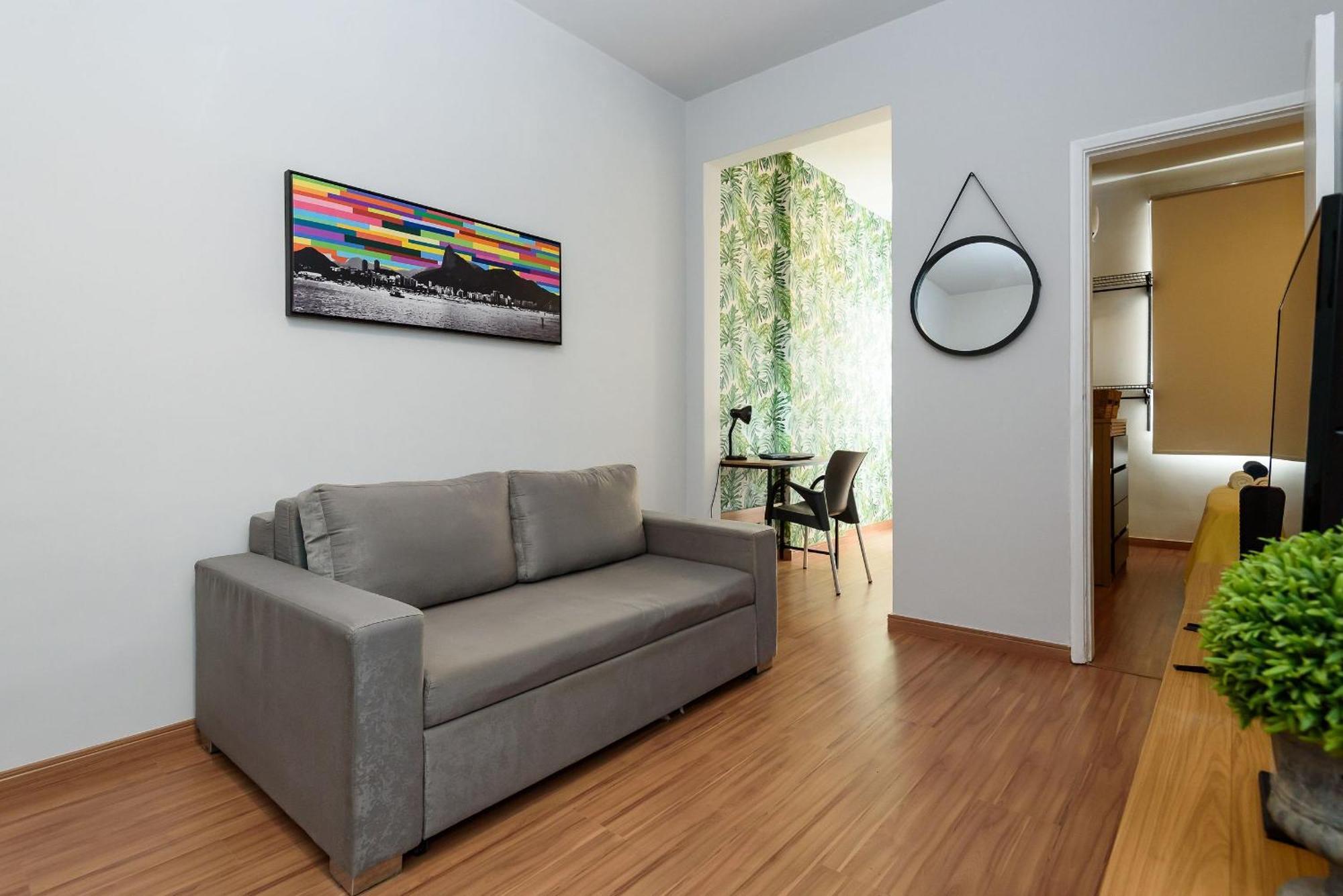 Apartamento Decorado A 200m Da | Nsc 782/407 *