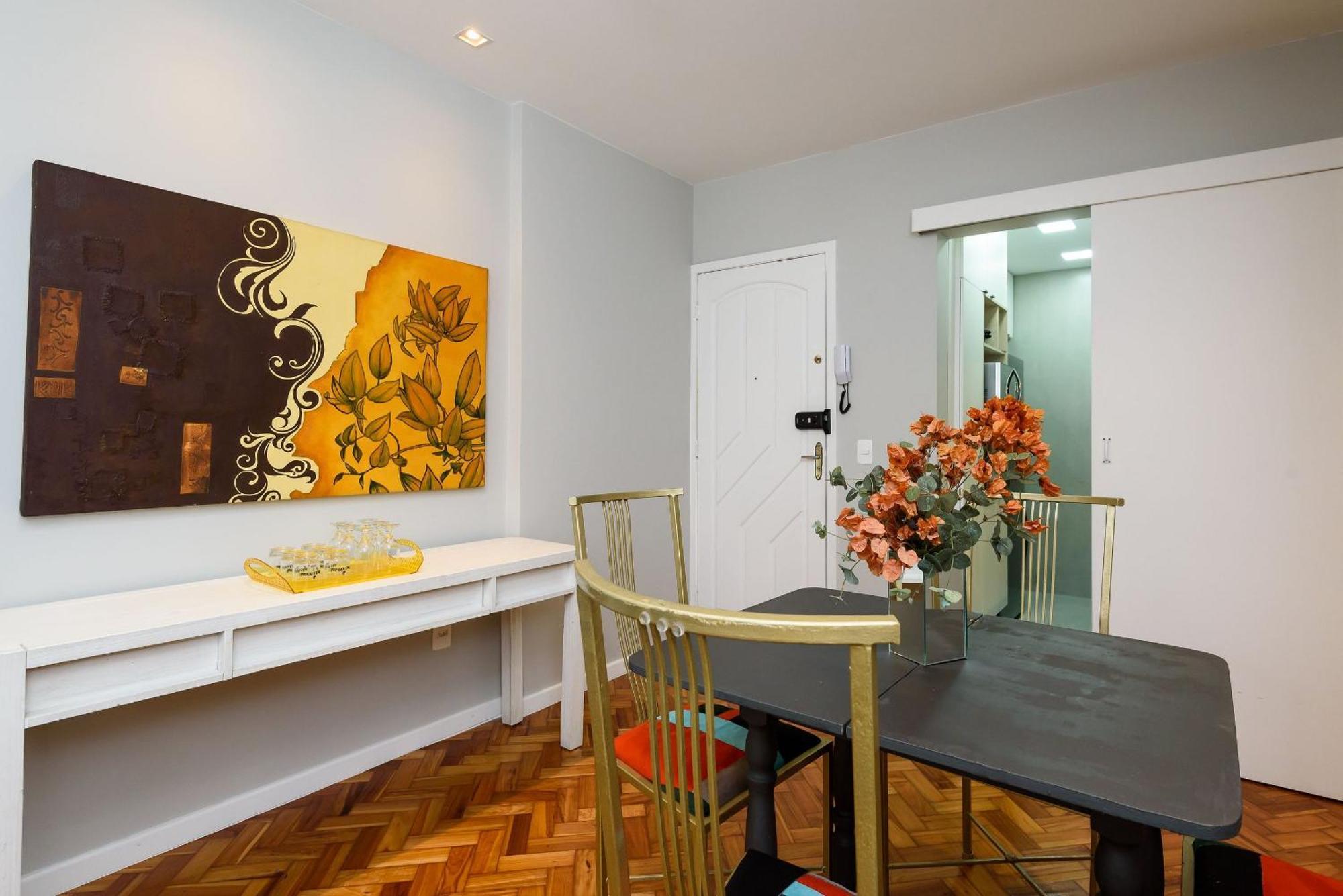 A 150m Da | Nsc 386/401 Apartamento *