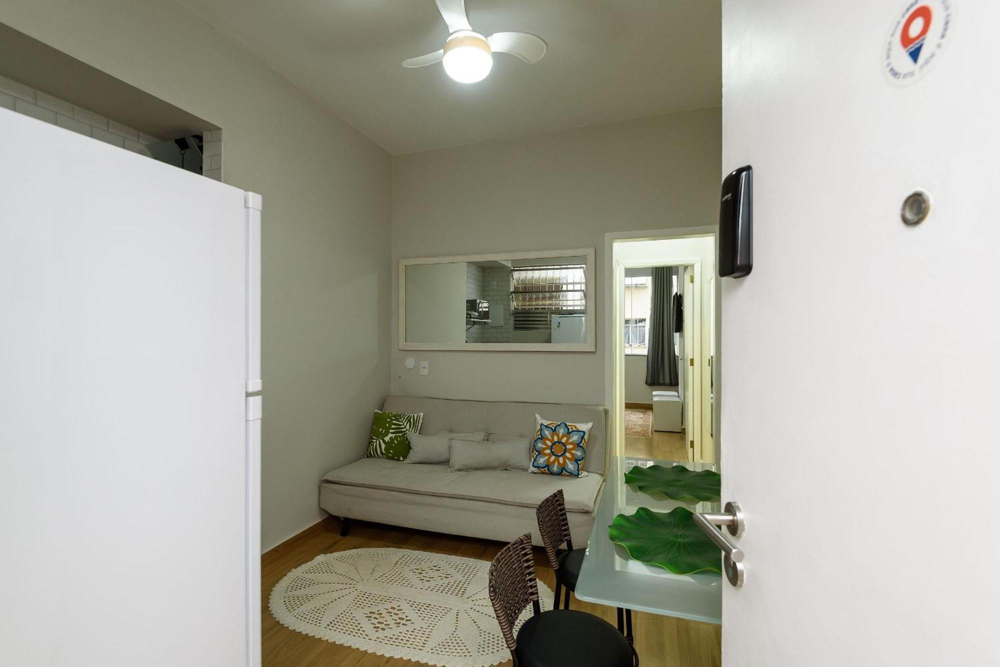 Completo A 200m Da | Nsc 1085/711 Apartamento Rio de Janeiro
