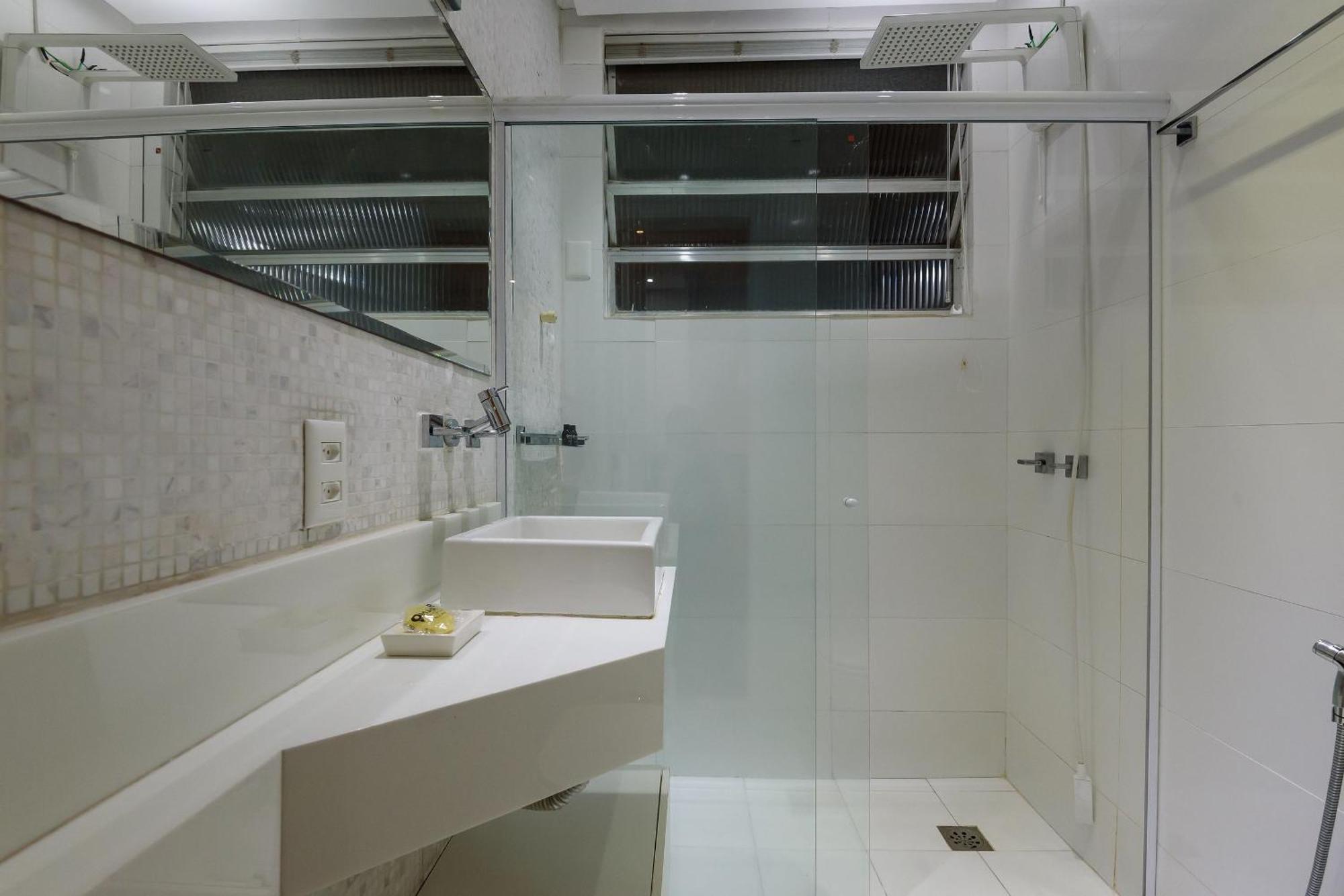 Completo A 200m Da | Fm 144/409 Apartamento Rio de Janeiro