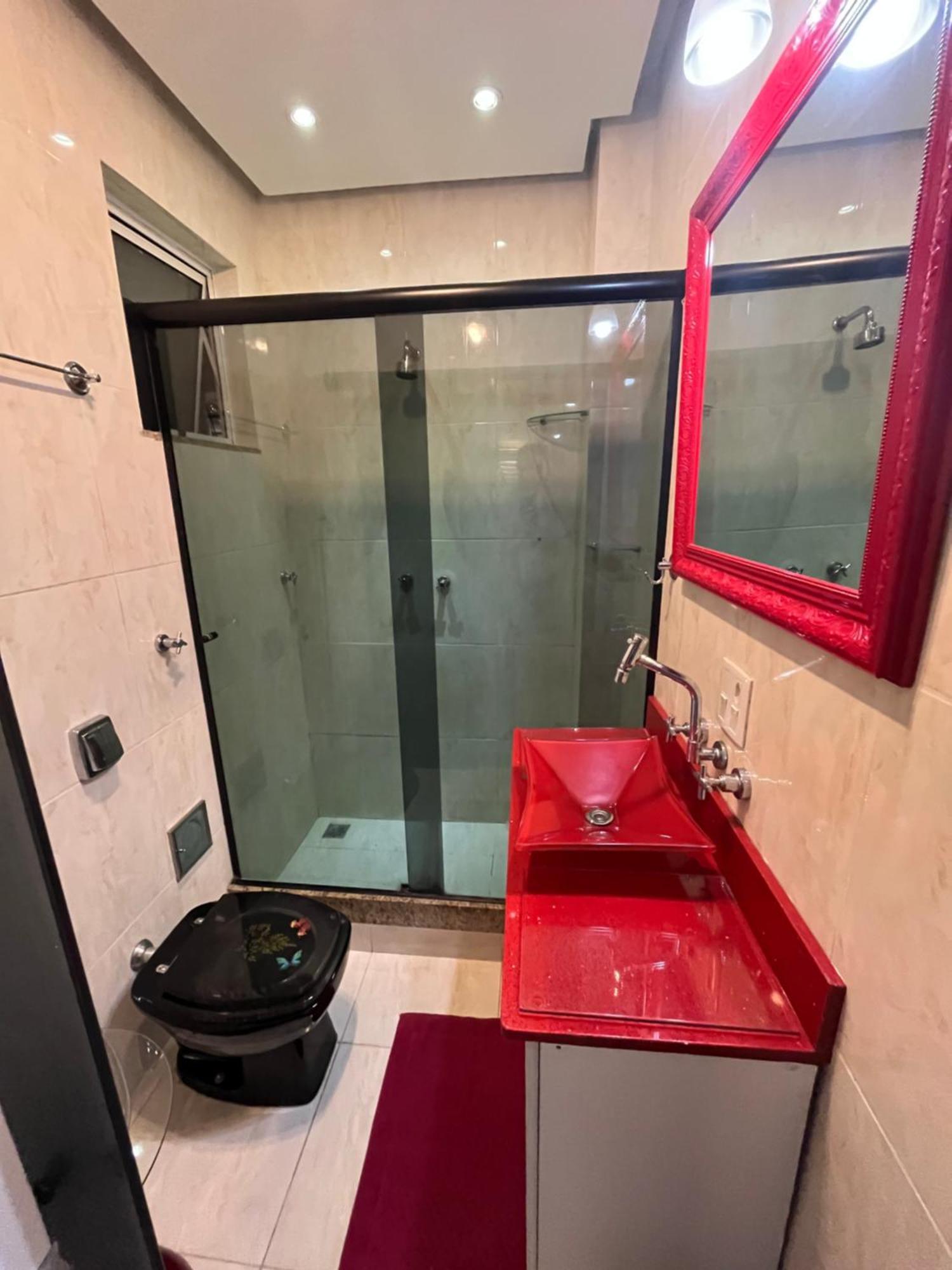 Jorge Adolfo Paiva Apartamento *