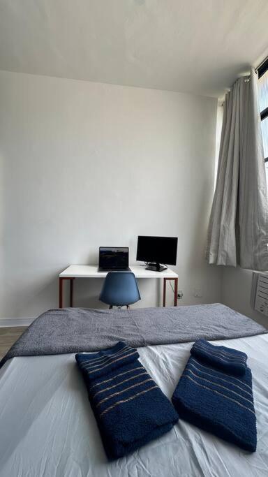 Em Copacabana Na Quadra Da Praia! Apartamento *