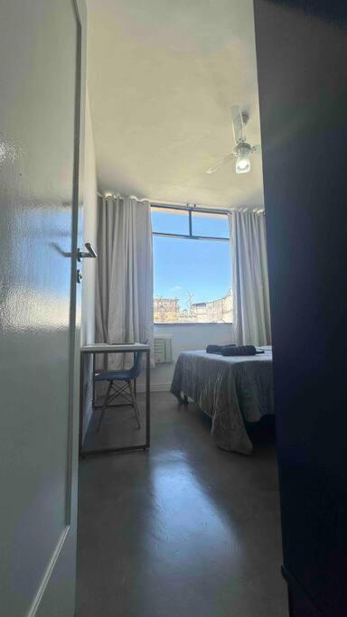 Em Copacabana Na Quadra Da Praia! Apartamento *