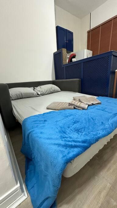 Apartamento Em Copacabana Na Quadra Da Praia! *