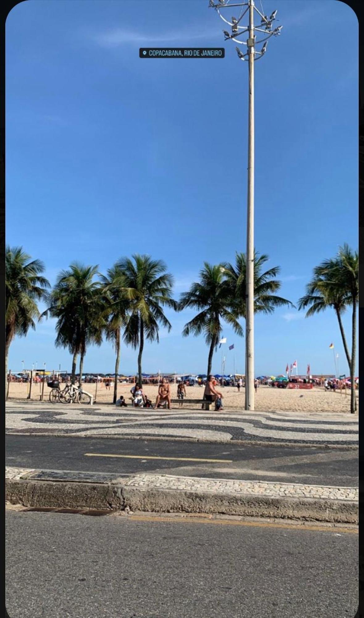 Em Copacabana