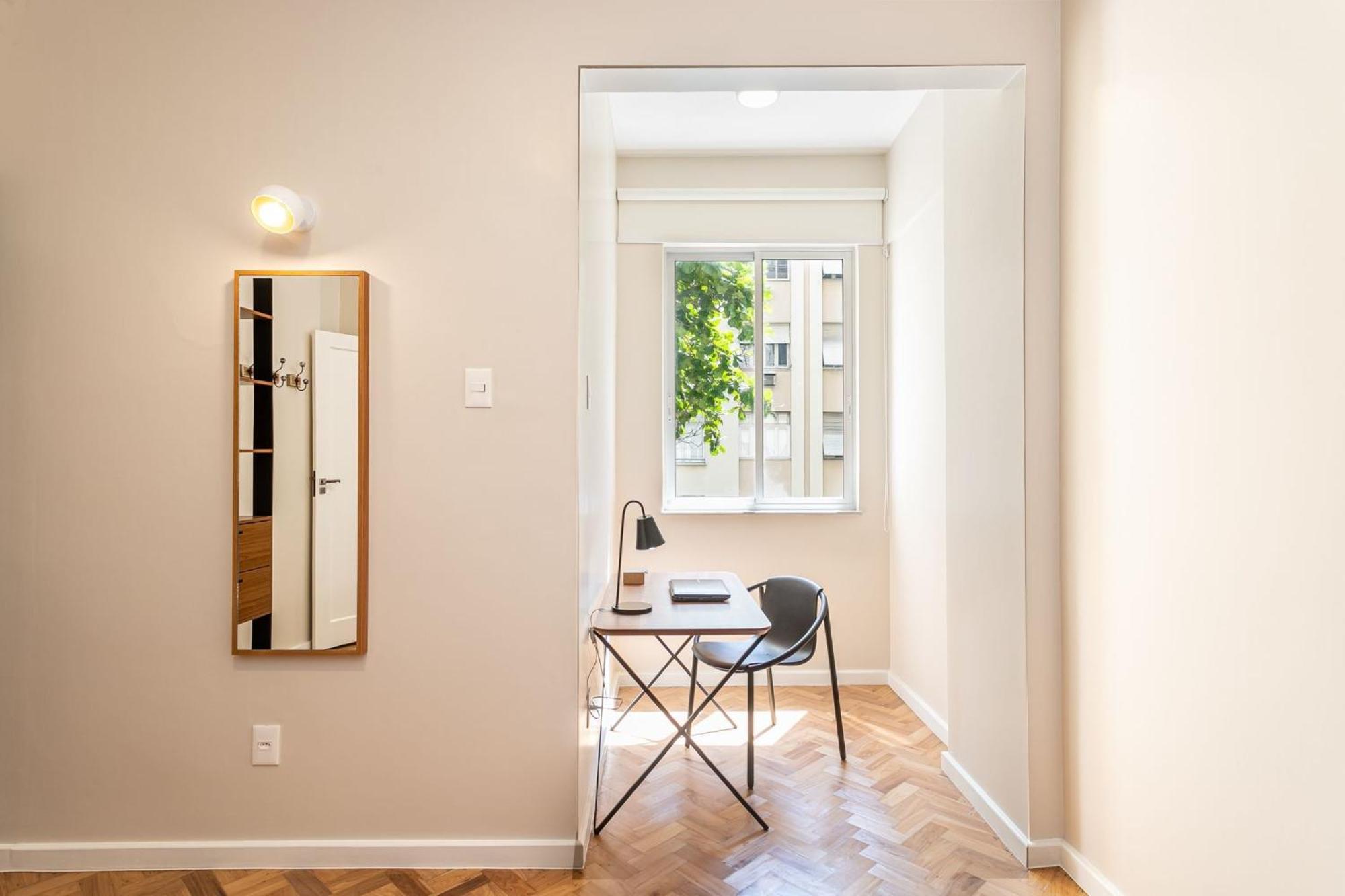 Apartamento 3qts A 50m Da De Copacabana | Sqc 12/301
