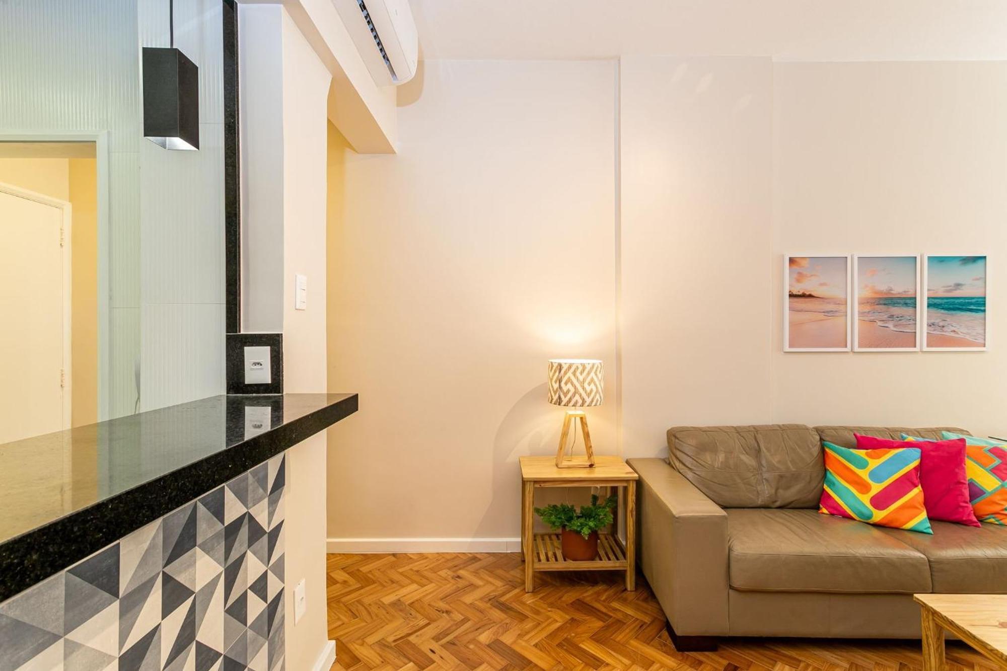Apartamento 3qts A 50m Da De Copacabana | Sqc 12/301 Rio de Janeiro