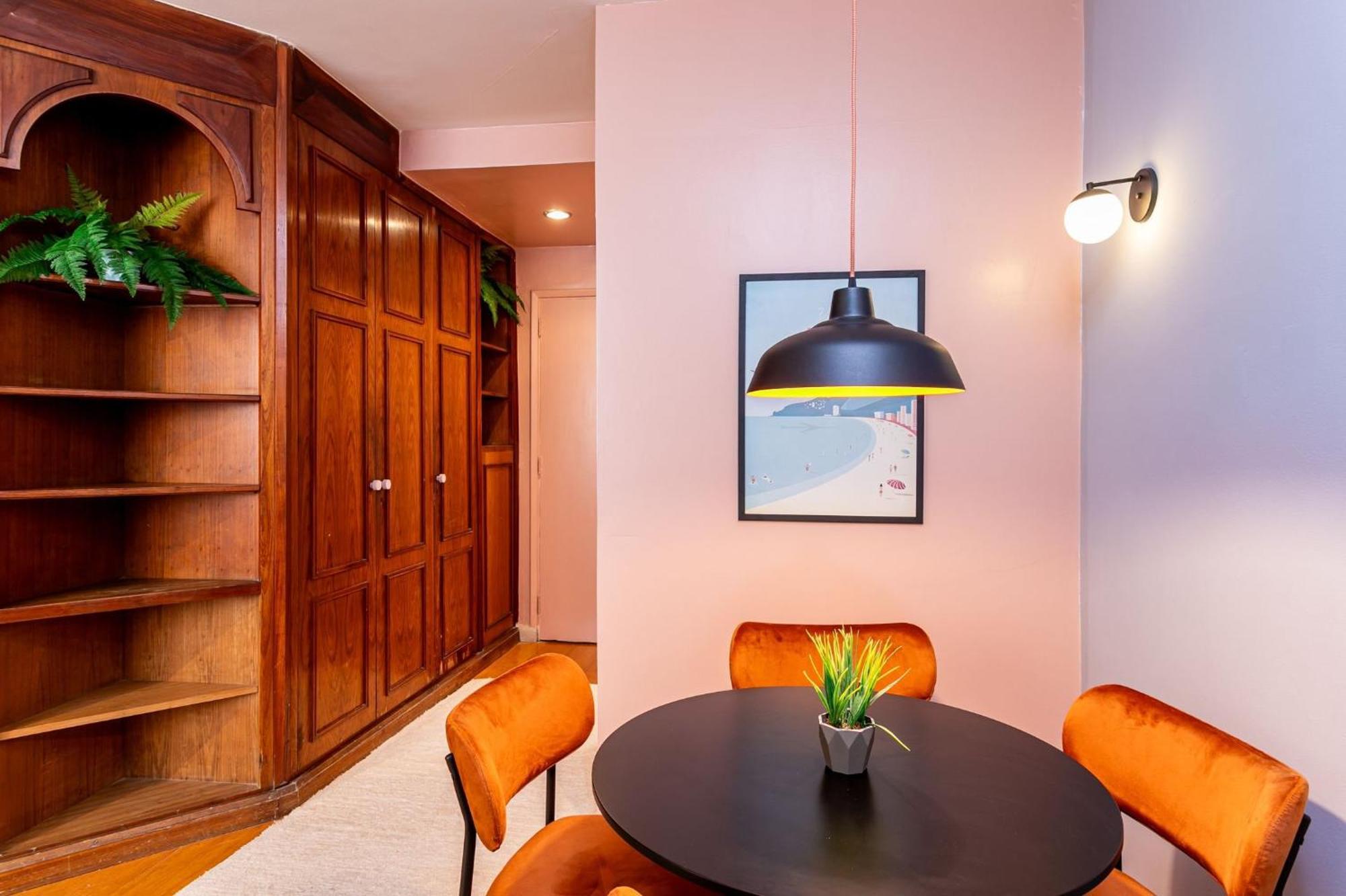 Apartamento Quarto&sala A 550m Da De Ipanema | Pfa58/804