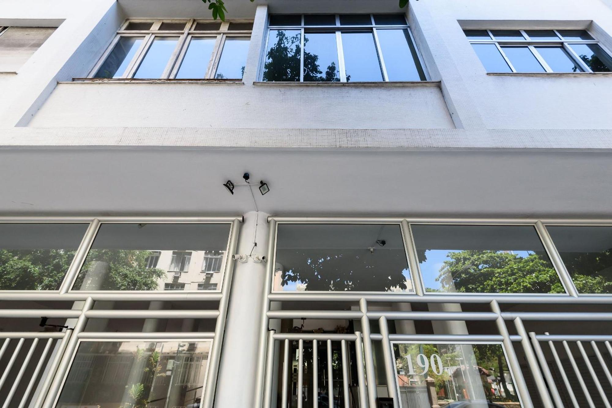 A 280m Da De Copacabana | Rp 190/704 Apartamento