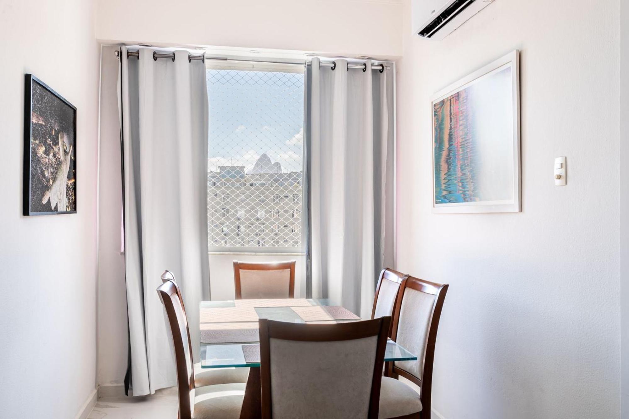 2qtos A 240m Da De Copacabana | Rp 186/1002 Apartment