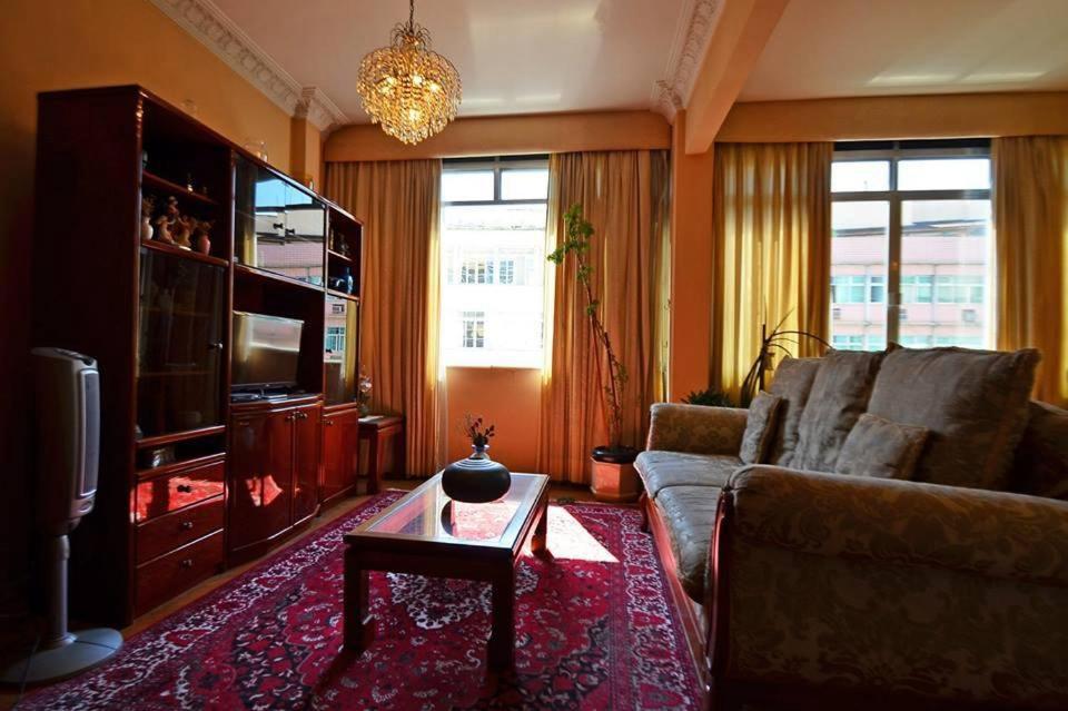Apartamento Real 220 - Copacabana 2 Quartos 2 Banheiros Proximo A *