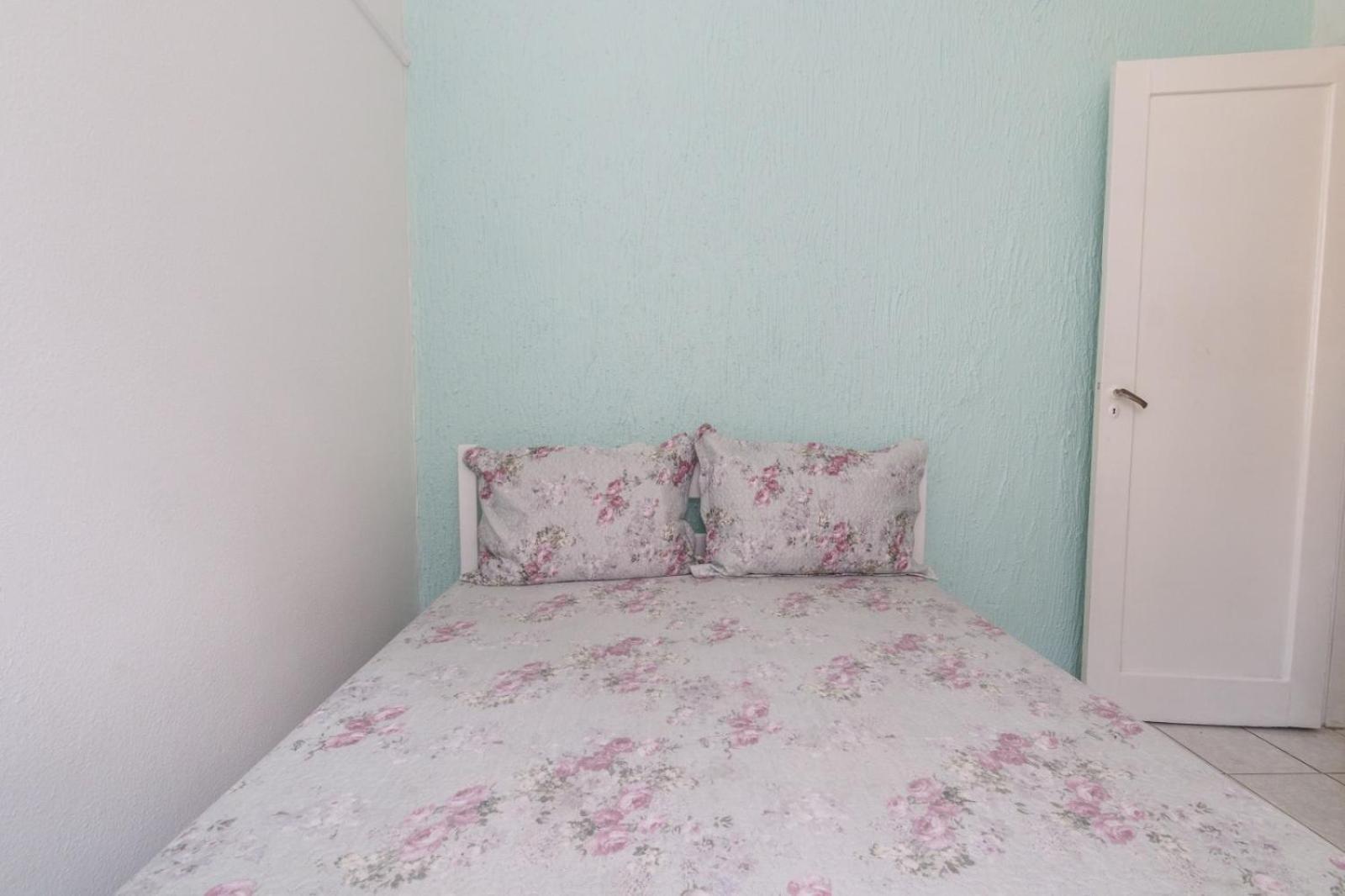 Apartamento Bom E Barato A 200 Metros Da - Av Copacabana 1032 Ap 705