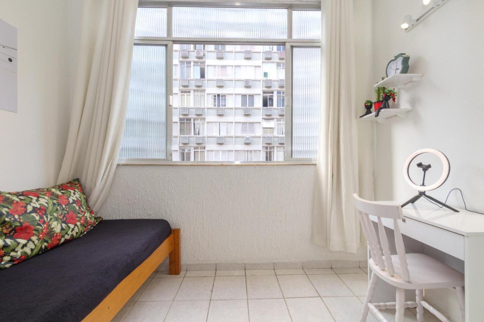 Apartamento Bom E Barato A 200 Metros Da - Av Copacabana 1032 Ap 705