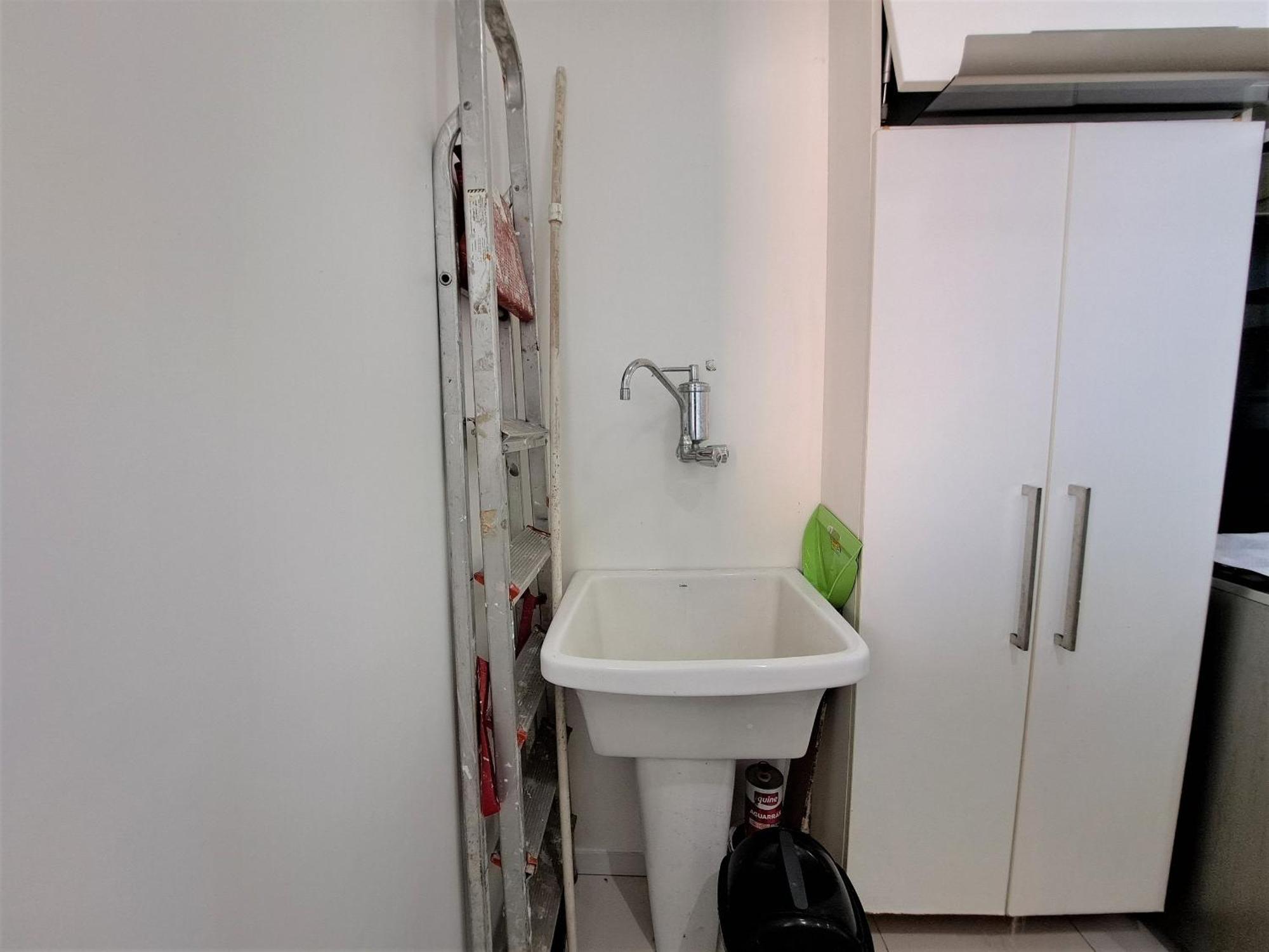 Lindo Apt Ocean Drive Vista Praia Da Barra - Beira Mar Apartamento *