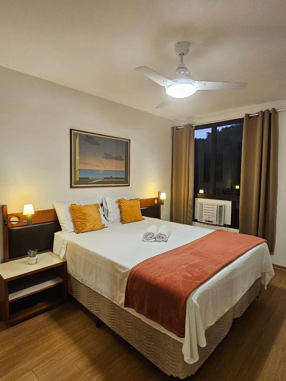 Praia, Piscina, Vista, Shopping, Junto Em Um So Lugar. E Sala Do Perfeito. Apartamento