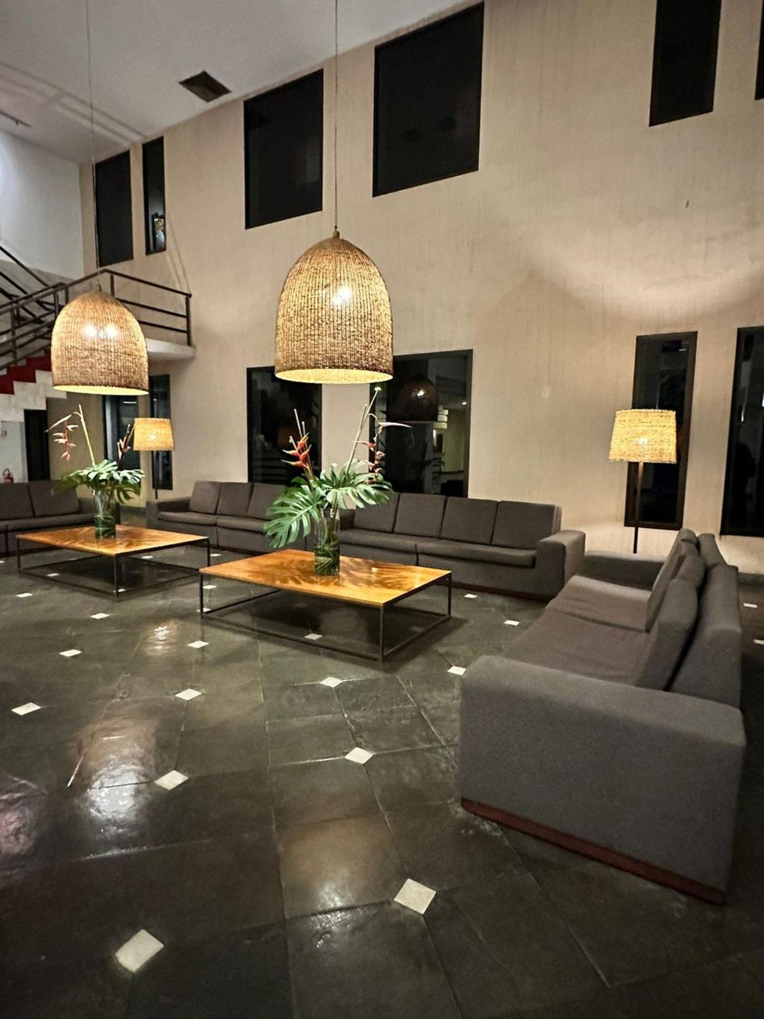 Apartamento Praia, Piscina, Vista, Shopping, Junto Em Um So Lugar. E Sala Do Perfeito. Rio de Janeiro