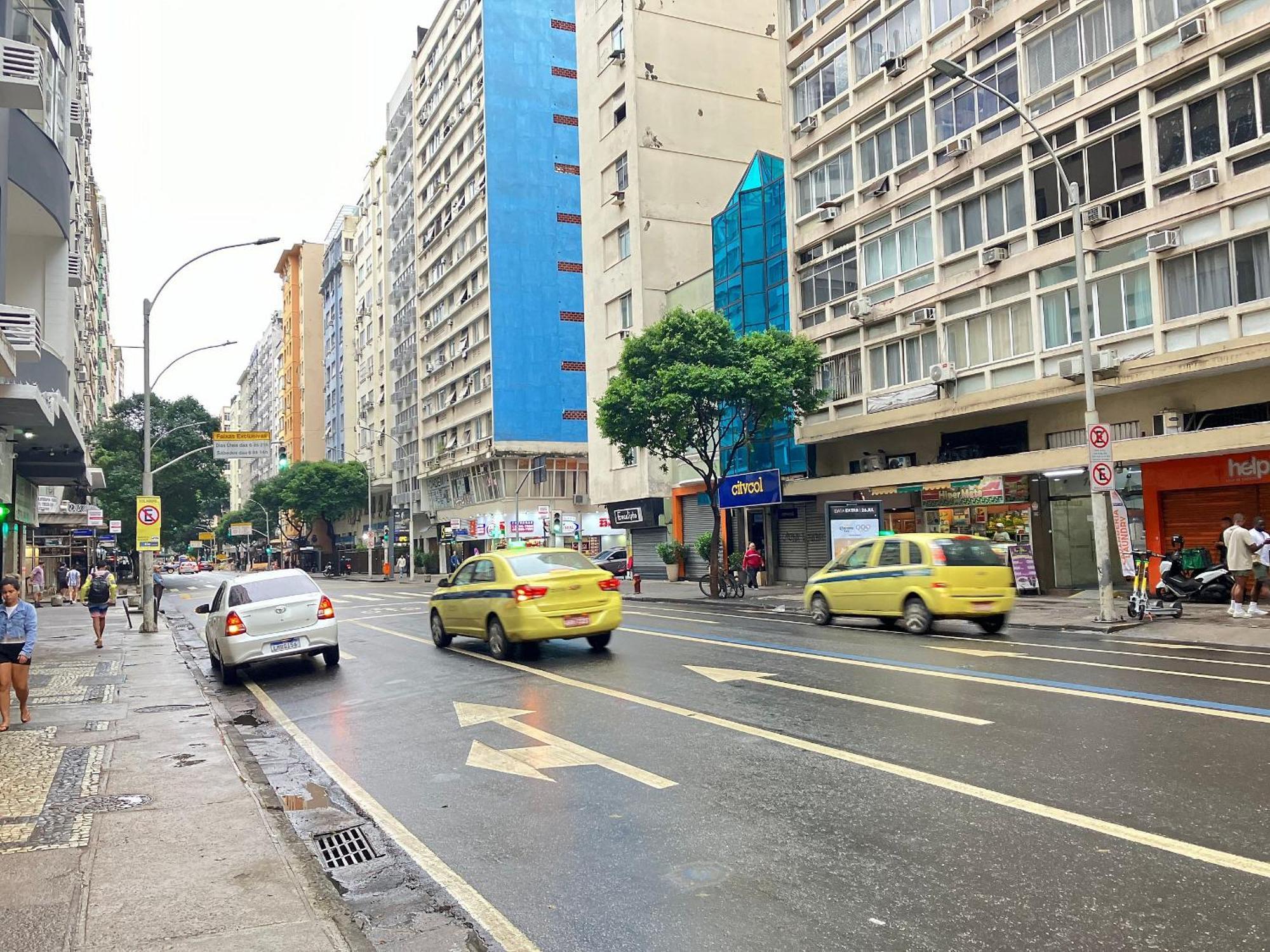 Apartamento Meu Apê Em Copabana - Charme, E Exclusividade *
