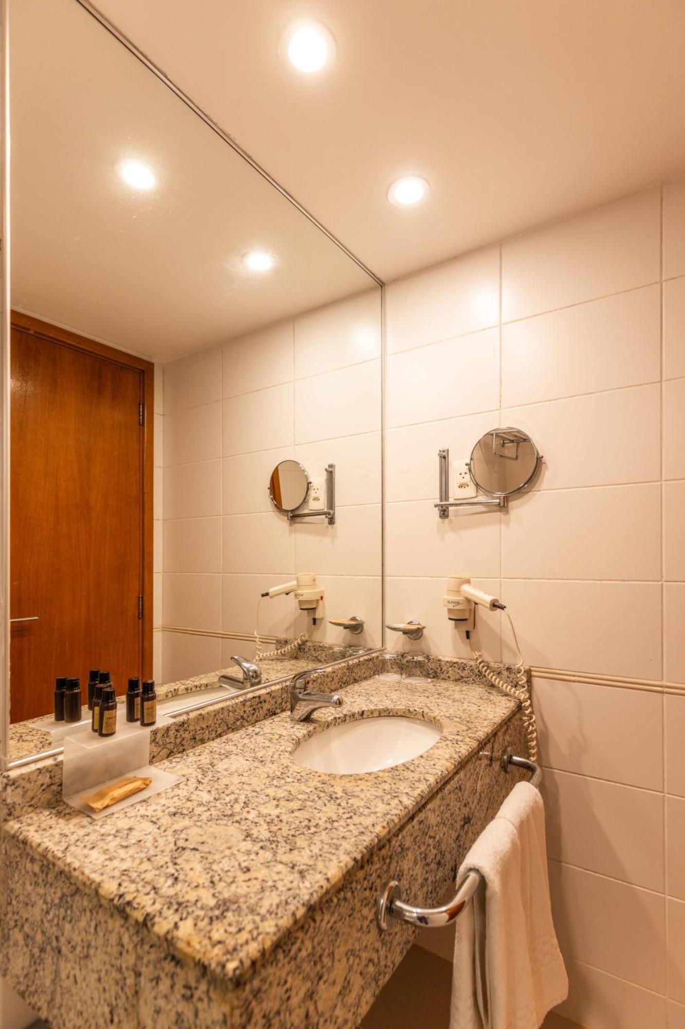 Barra Premium - Flat Com Servicos, Recepcao 24 Horas, Piscina, Academia E Balsa Praia! Rio de Janeiro