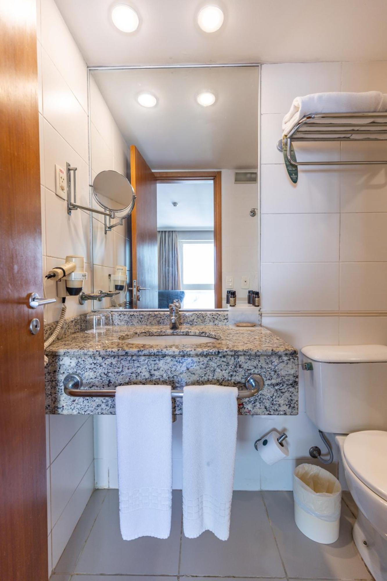 Barra Premium - Flat Com Servicos, Recepcao 24 Horas, Piscina, Academia E Balsa Praia! * Rio de Janeiro