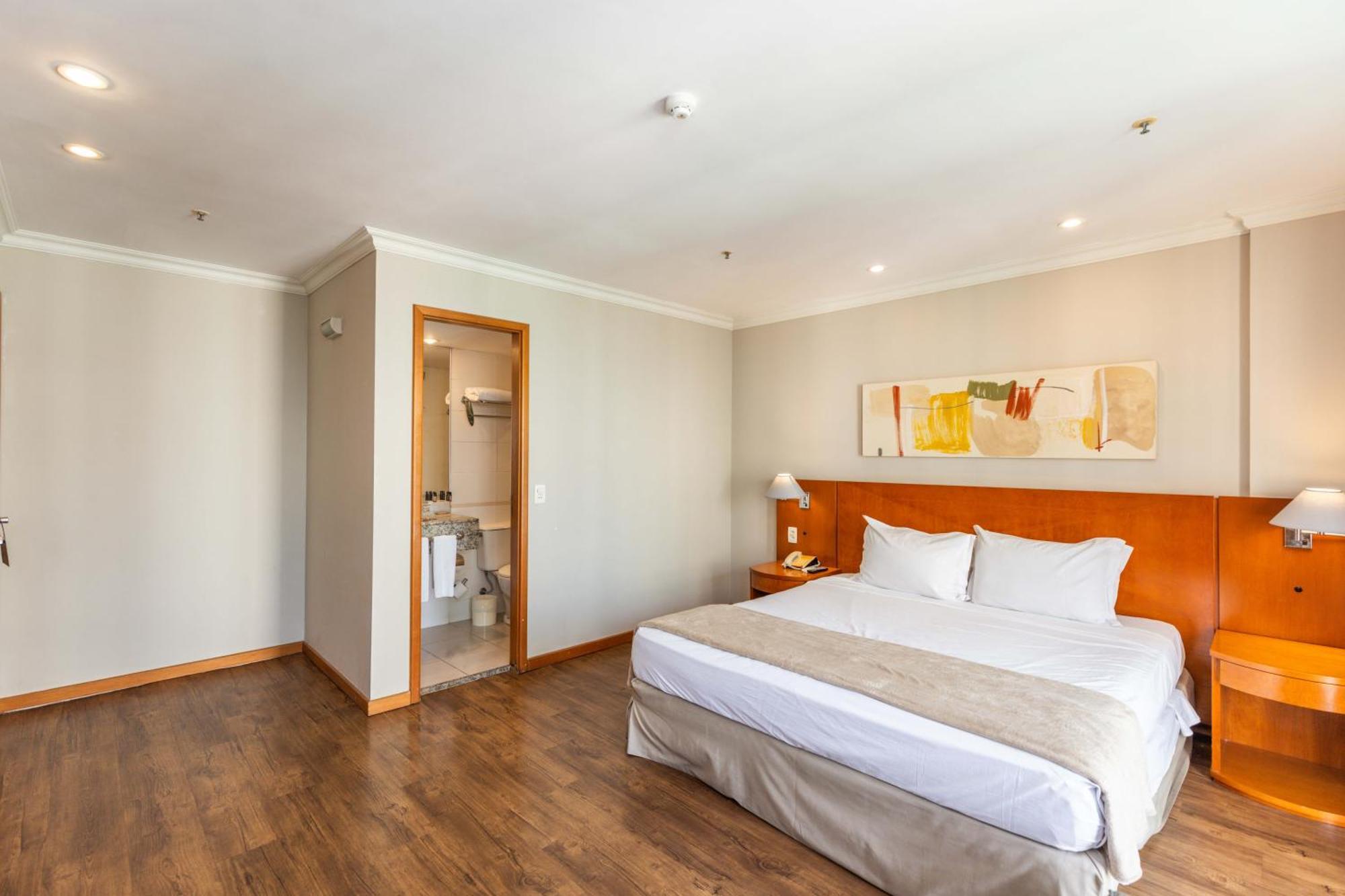 Apartment Barra Premium - Flat Com Servicos, Recepcao 24 Horas, Piscina, Academia E Balsa Praia! *