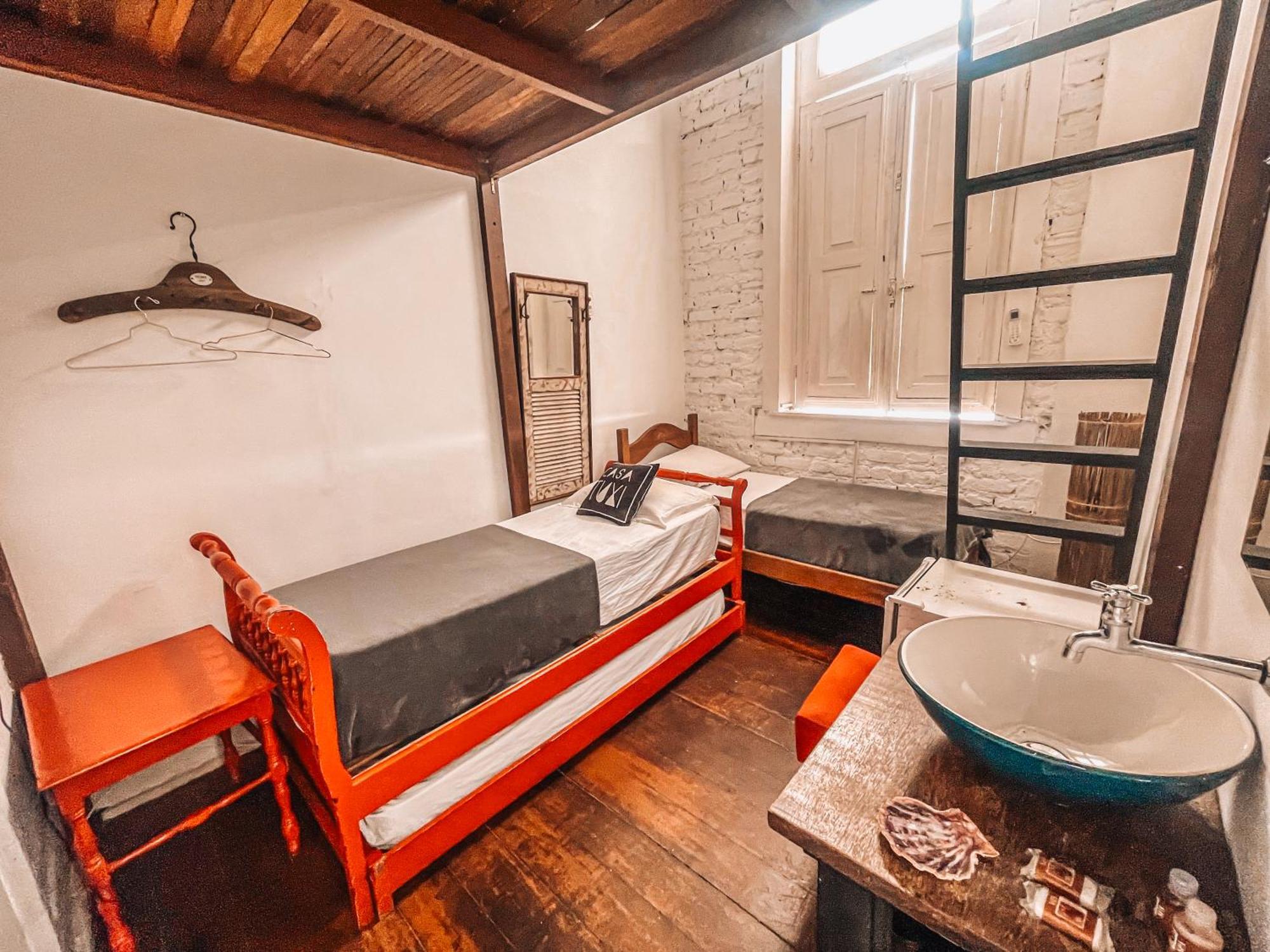 Casa Tuxi Inn 2*
