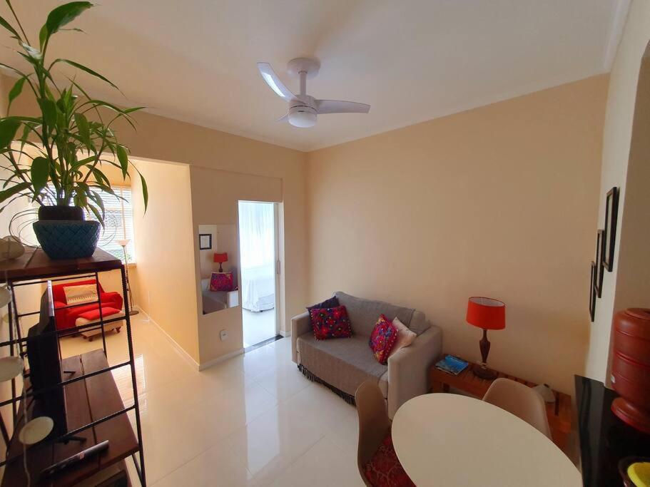 Apartamento Na Quadra Da Praia De Copacabana Rio de Janeiro