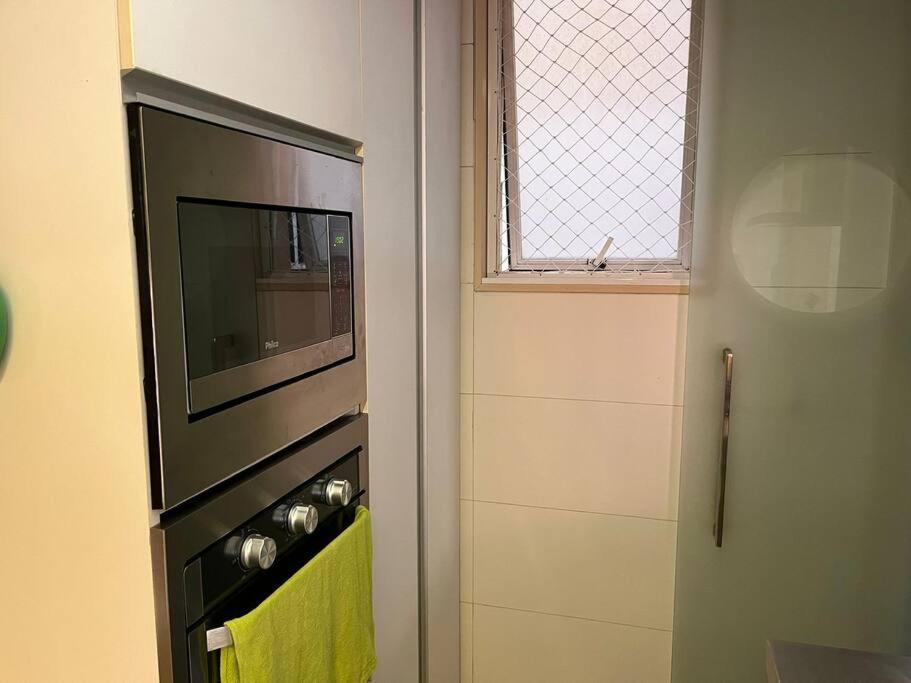 Apartamento Lindo De 3 Quartos, Uma Quadra Da Praia!
