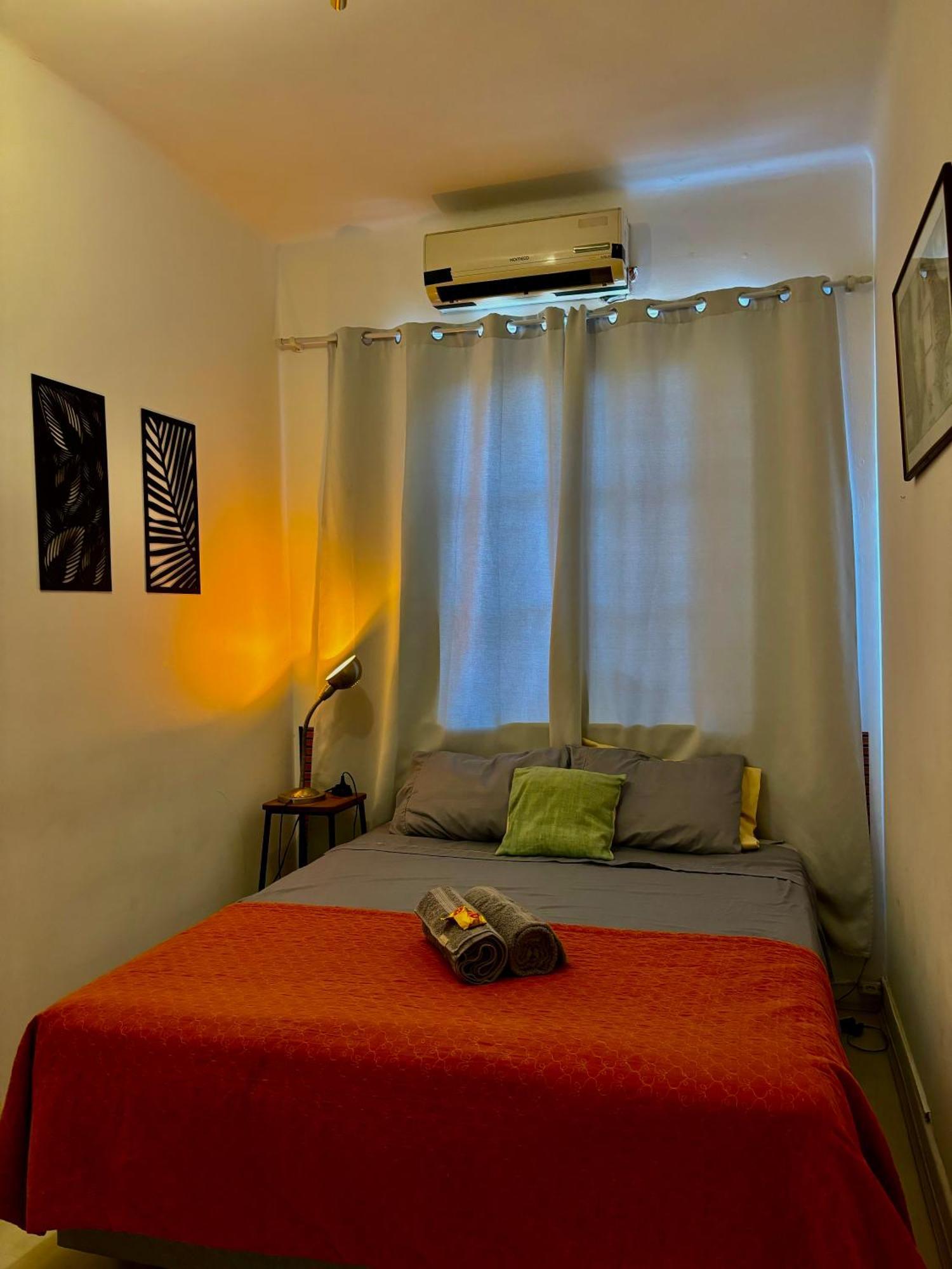 Belissimo Quarto Ou Apartamento Em Ipanema *
