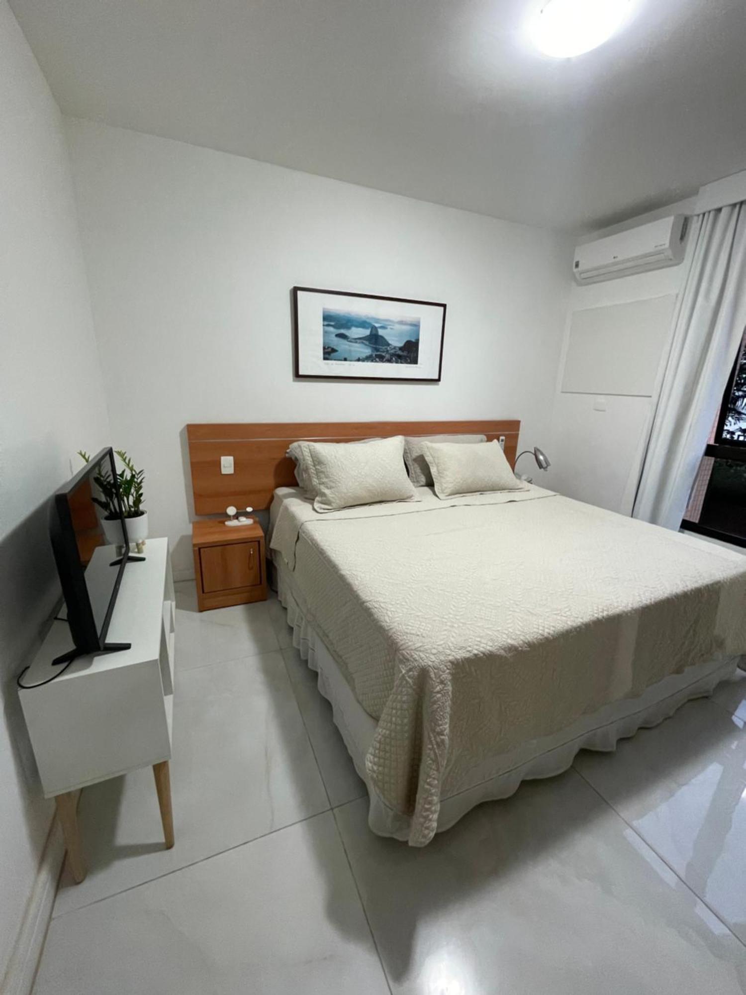 Aparthotel Flat Leblon: Oceanview Fitness & Daily Housekeeping